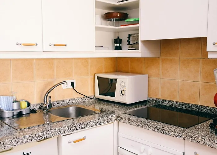 Yucca Park Costa Adeje (Tenerife)