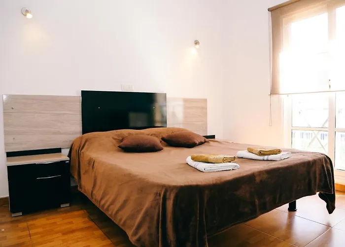 Yucca Park * Costa Adeje (Tenerife)